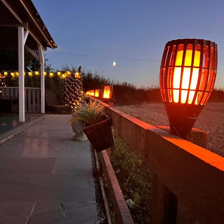Sunset Log Cabin Sudbury  Ngoại thất bức ảnh